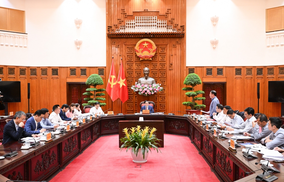 Thủ tướng Phạm Minh Chính leo rơh rƀŭn nchră