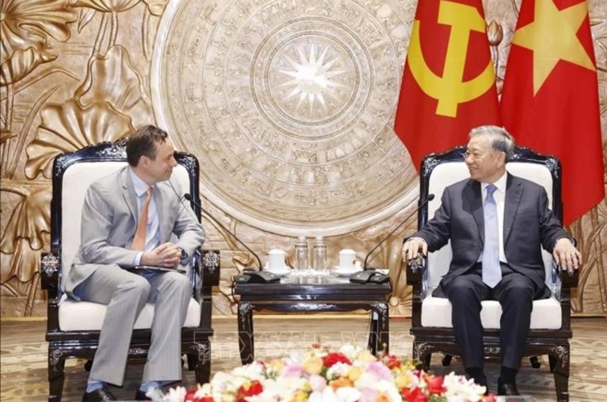 Tổng Bí thư Tô Lâm wơt Kruanh, nkre ƀư Tổng Giám đốc mât bôk kan Tập đoàn GE Vernova (Rup TTXVN)