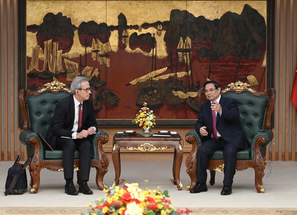 -Khua knŭk kna Phạm Minh Chính drông Fernando Andresen Guimaraes