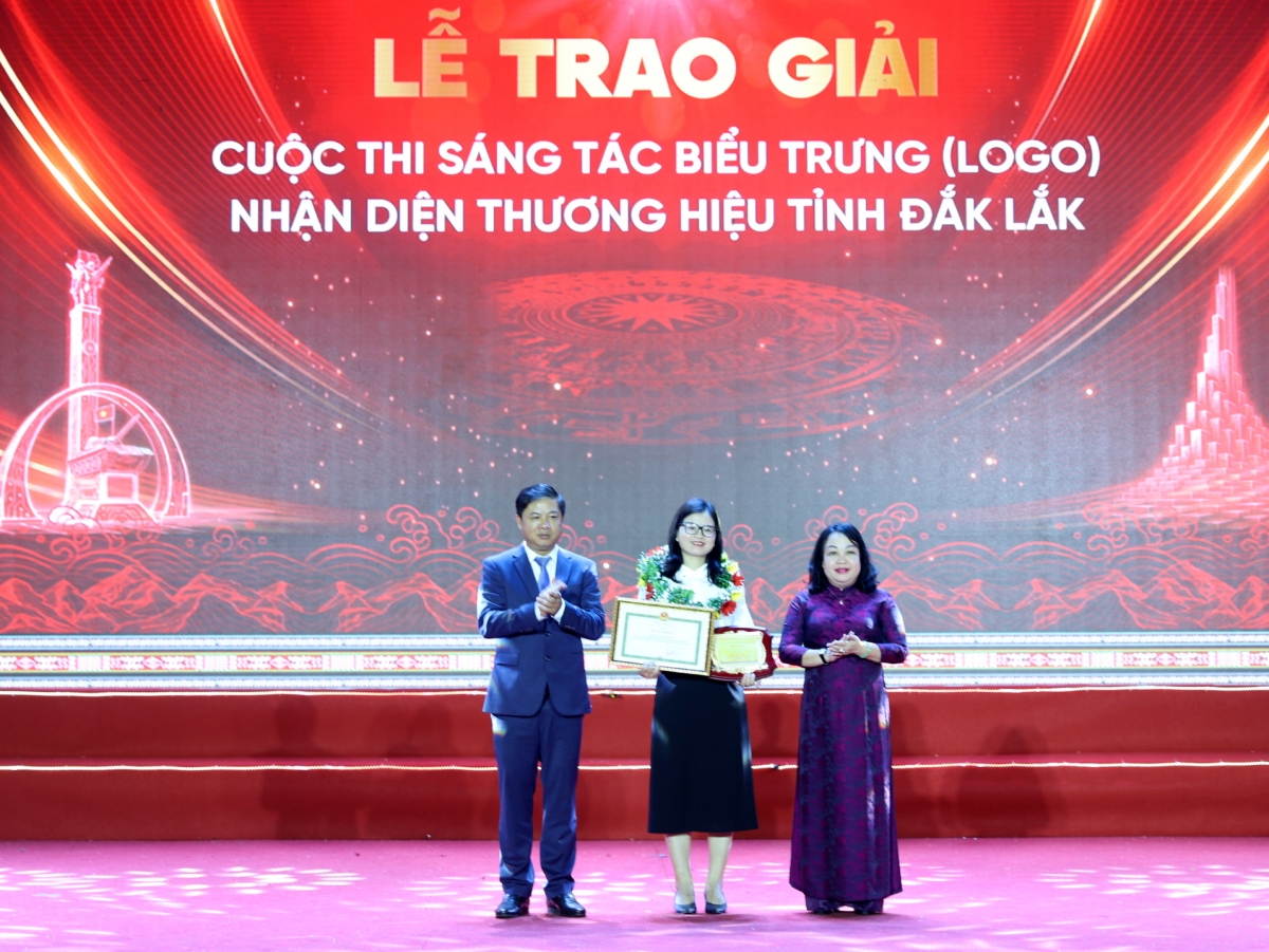 Đắk Lắk mbơh tơih nău ntĭt gĭt năl nău ntơ mhe lôch lăp nsum đah Phú Yên.