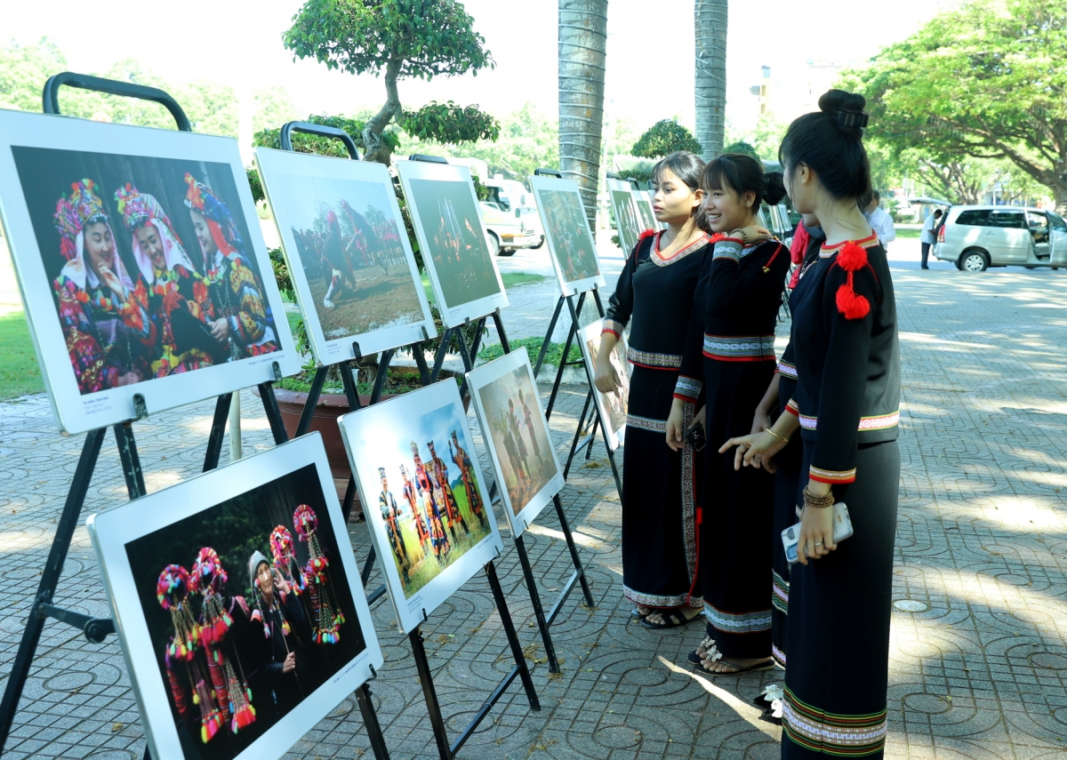 Mơngiơk mâu hdroâng mơngế Việt Nam châ xup ai ti lâi mơhno ti mê ing 180 kơtâ um a tíu mơđah tơbleăng