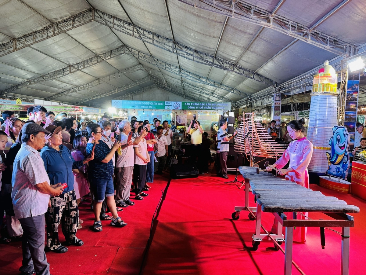 Teh đờng lŭ tàm ngai sơn đờm nam lòt nhơl Dăk Lăk 2026