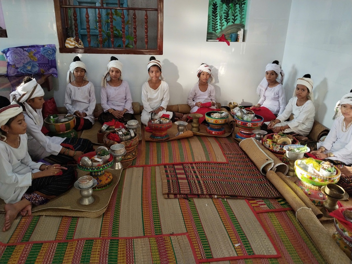 Mâu kuăn kơdrâi tơkŭm hôp tung môi tíu ki krê