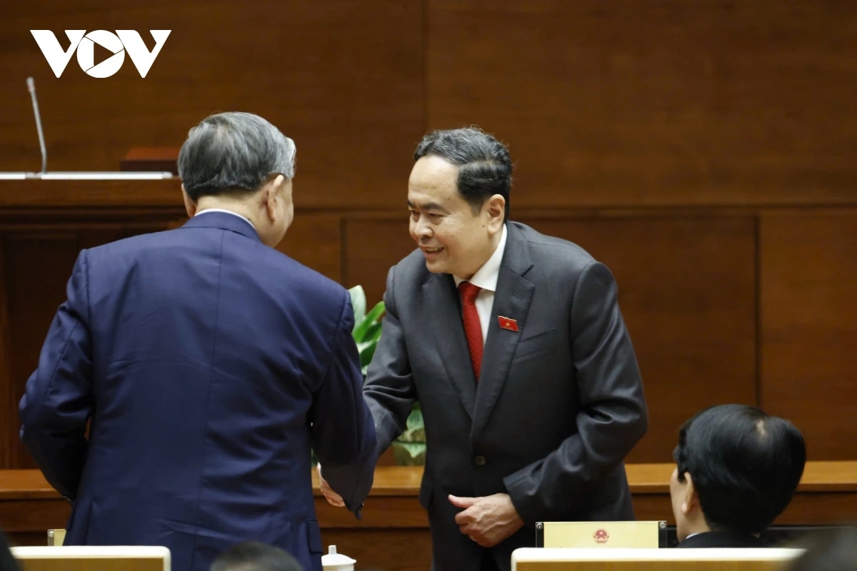 Sáng 6/4, tại Kỳ họp thứ Nhất, Ủy viên Bộ Chính trị khóa XIV, Chủ tịch Quốc hội khóa XV Trần Thanh Mẫn được Quốc hội khóa XVI tiếp tục tín nhiệm bầu giữ chức vụ Chủ tịch Quốc hội khóa XVI.