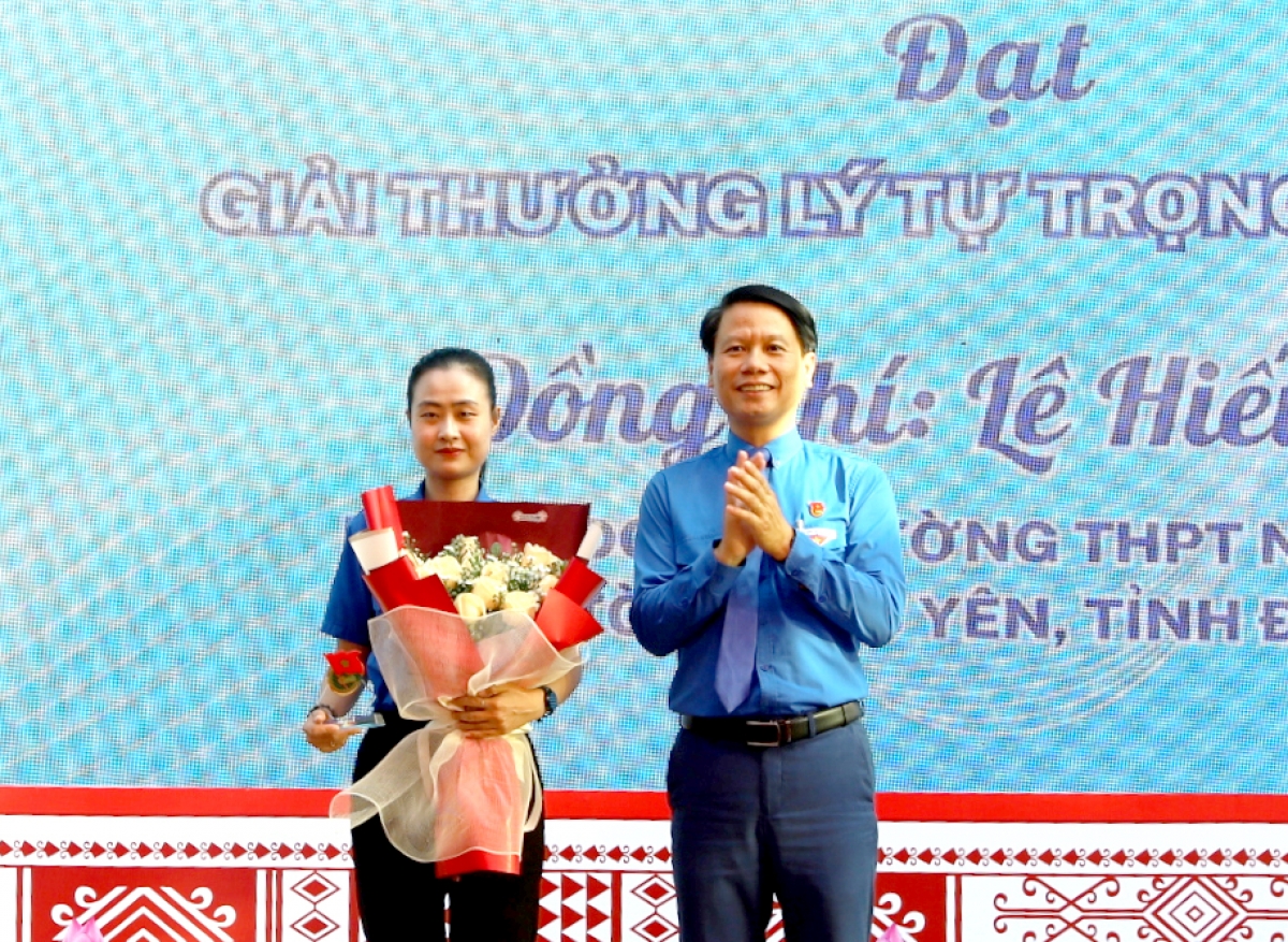 
Kô Lê Hiếu Vy jĭ 1 ‘nu bơngai tang măt tơ̆ dêh char Đắk Lắk iŏk đei tơmam hơpăh Lý Tự Trọng sơnăm 2026