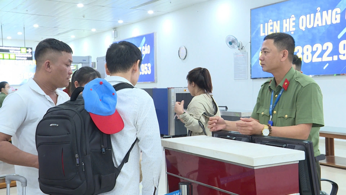 Mpồl lơh broă geh gơnoar bơto pơlam, dong kờl năc lòt gùng lòt sră nggal tàm Ƀlàng rơndeh par Phù Cát