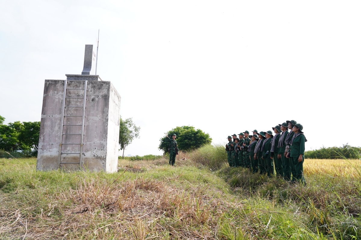 Adei sa-ai kamei Kapul urang kamei xa Ba Chúc chreih chrai hu mbaok tame pasang iek gam haong kapul bien phong pasang iek, pacang khik jalan tapen negar