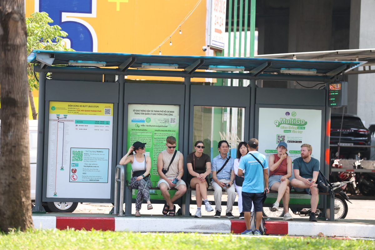 Rilo tuai damuai jirah rivang pakat dunya bhian pandar radaih buyt piah nao mai dalam ban raya Ho Chi Minh