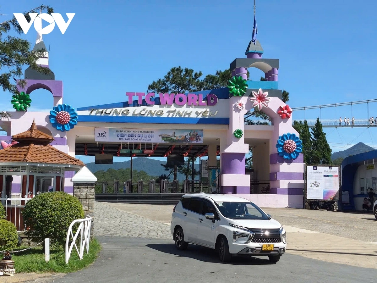 Sa labik biak dui pachreih tuai di labik ban Da Lat