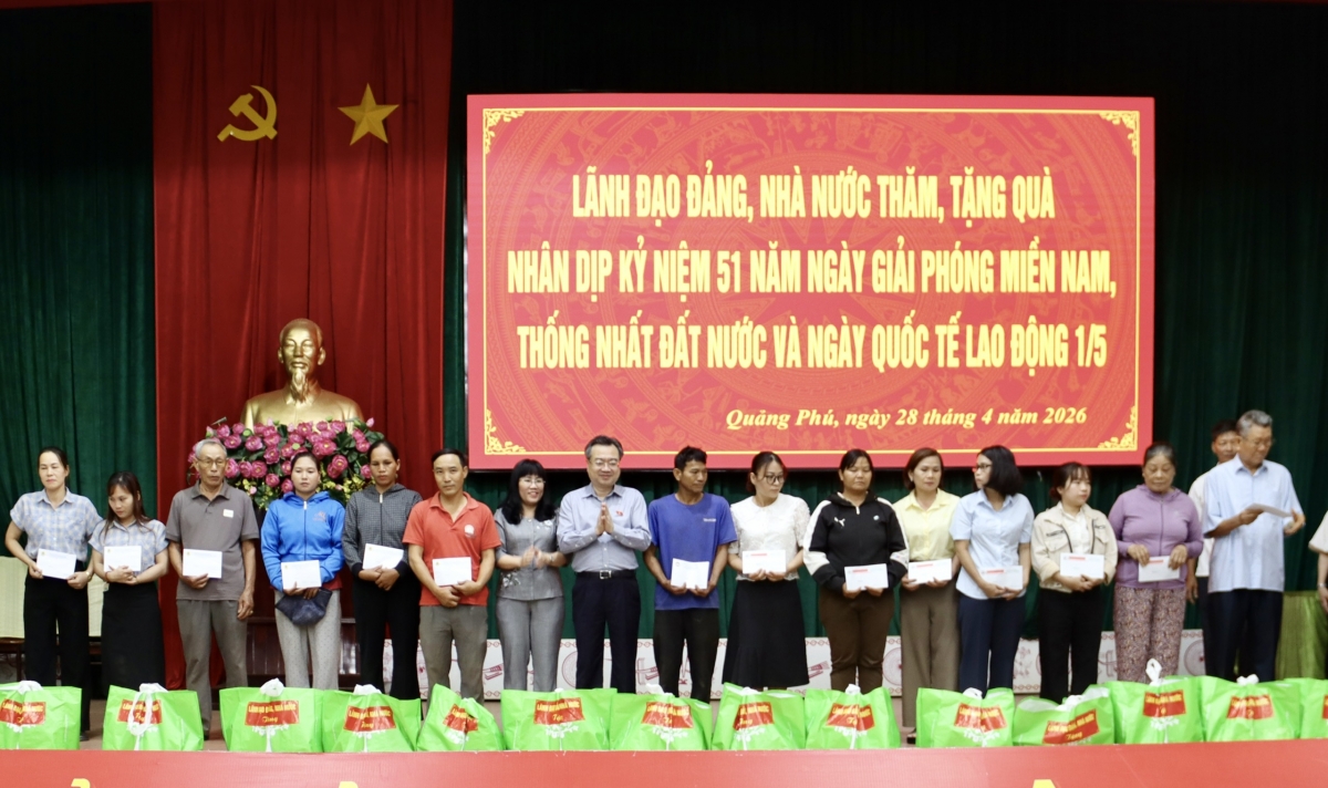 Pôa Nguyễn Thanh Nghị hbru tơmeăm ăm mâu rơpŏng ki châ tơnêi têa gum a Dak Lak