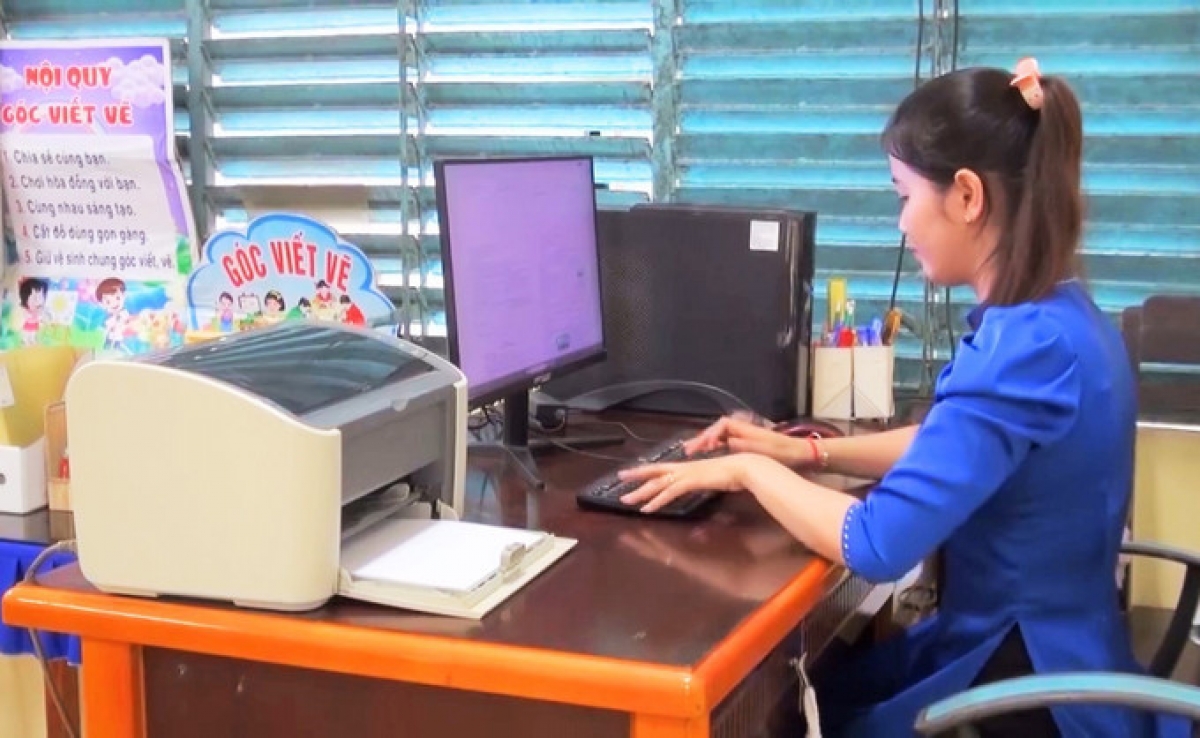 Cô giáo Nèang Lai My