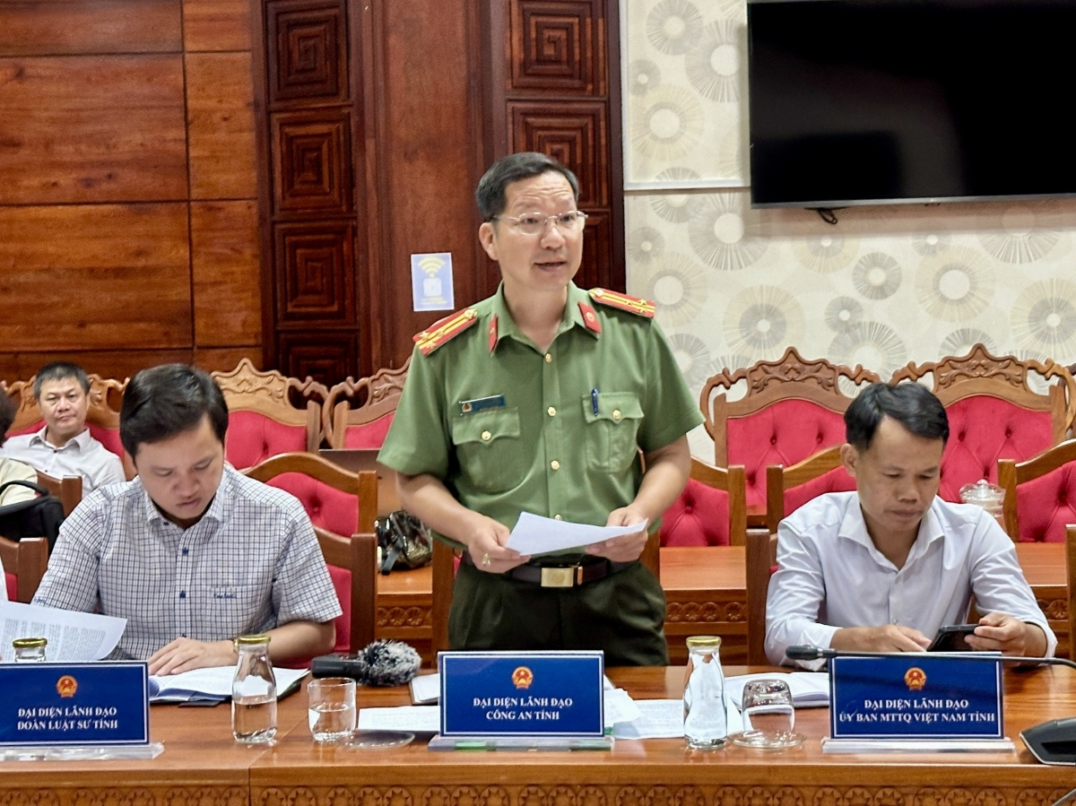 
Tang măt ăn Kŏng ang dêh char Dak Lăk tơgop nơ̆r tơ̆ Hop akŏm.