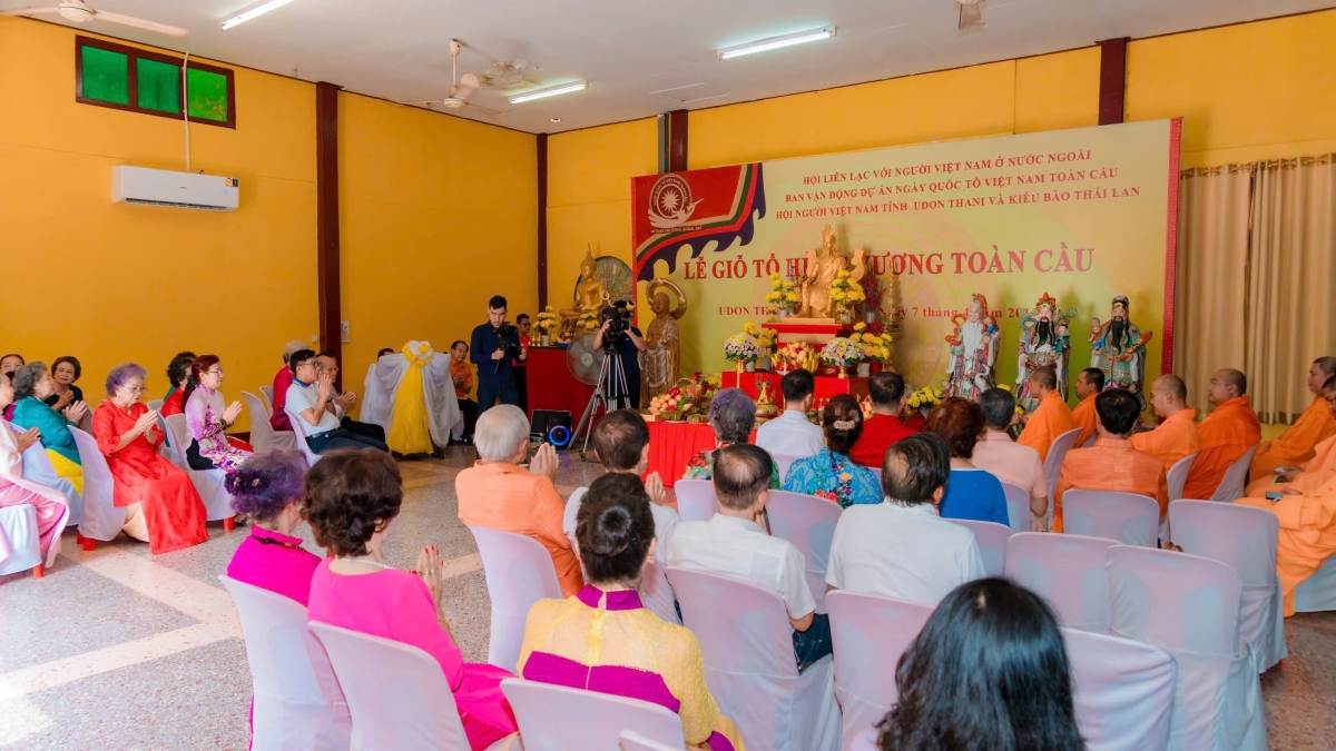 Mnuih ƀuôn sang hdĭp ti Thái Lan nao ti Knăm bi hdơr hruê djiê mtao Hùng ti sang yơng Khánh An, čar Udon Thani, Thái Lan. 