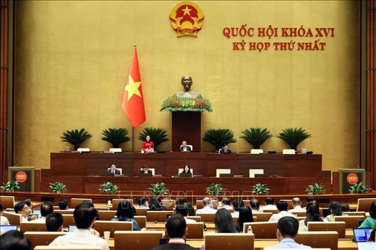 Harei ini, Quoc hoi ginum biai ka jalan ngak, sarak patagok ilamo Viet Nam