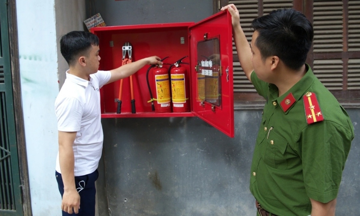 Trang bị phương tiện chữa cháy, cứu nạn, cứu hộ không bảo đảm bị phạt tới 40 triệu đồng.
 