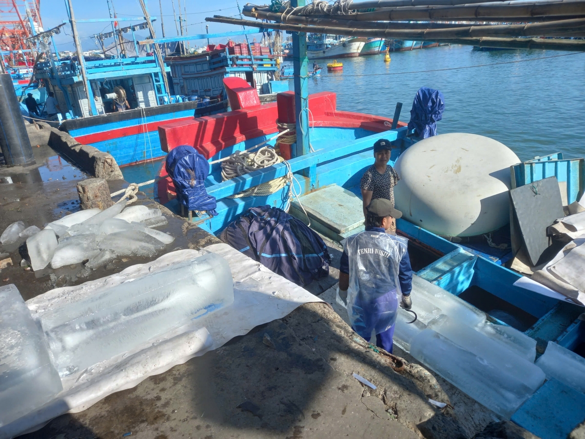 Tuk tơnăng ká sap ing tíu tơnăng ká Trường Sa vêh ngi kơno