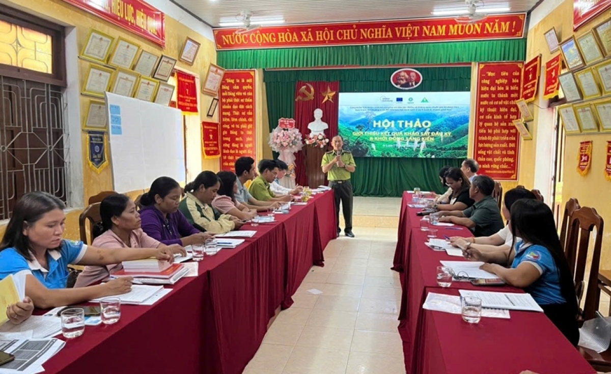 Đại biểu chia sẻ thông tin tại hội thảo