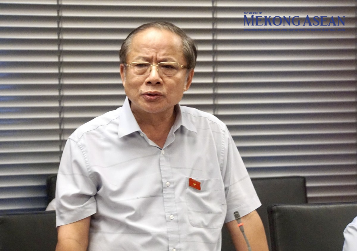 Mâu kăn Kuô̆k hô̆i tơpui tơno a hang lơng hngêi hôp