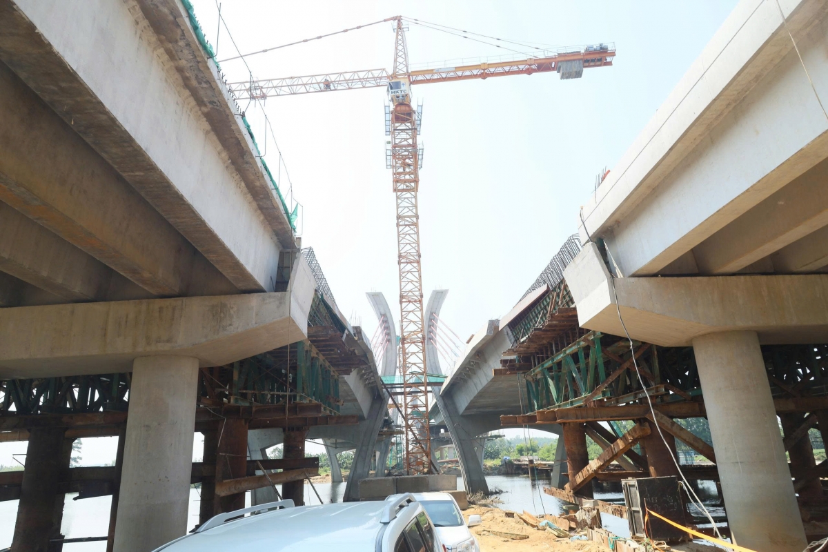 Ntung mbrô 2, nchrăp ƀư trong Hoàng Sa - Dốc Sỏi, n’gor Quảng Ngãi