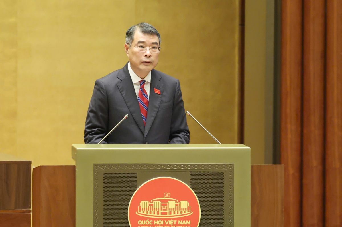 Khua dêh čar ơi Lê Minh Hưng lăi pơthâo ƀơi mông jơnum pơ ala mơnuih ƀôn sang dêh čar