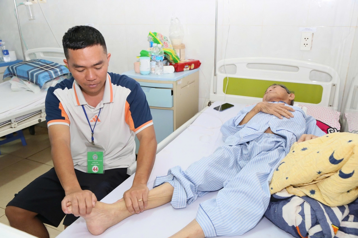 Phung hlăm gŏ sang kriê dlăng kơ mnuih ruă ksŏ