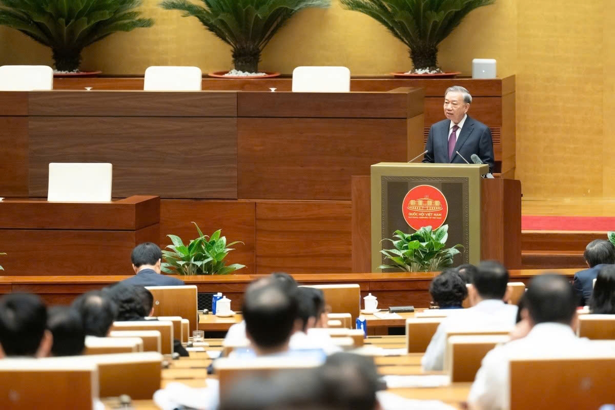 Tổng Bí thư, Chủ tịch nước Tô Lâm phát biểu tại Hội nghị toàn quốc nghiên cứu, học tập, quán triệt và triển khai thực hiện Nghị quyết Hội nghị lần thứ hai Ban chấp hành Trung ương Đảng khóa XIV. (Ảnh: Quốc hội)