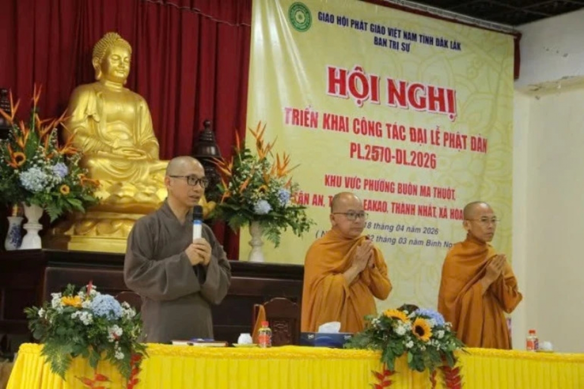 Hội nghị triển khai công tác tổ chức Đại lễ Phật đản Phật lịch 2570 khu vực phường Buôn Ma Thuột, Tân An, Tân Lập, EaKao, Thành Nhất và xã Hòa Phú- tỉnh Đắk Lắk (Ảnh: Báo Giác Ngộ)
