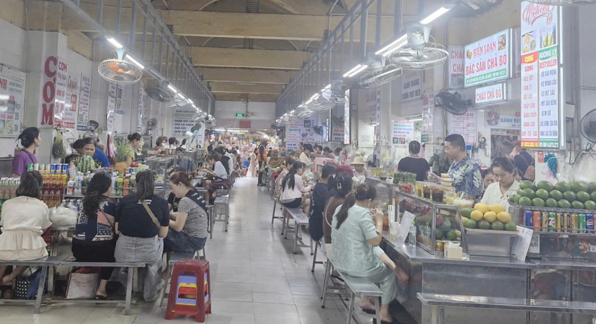 Khu ẩm thực chợ Cồn, TP Đà Nẵng.