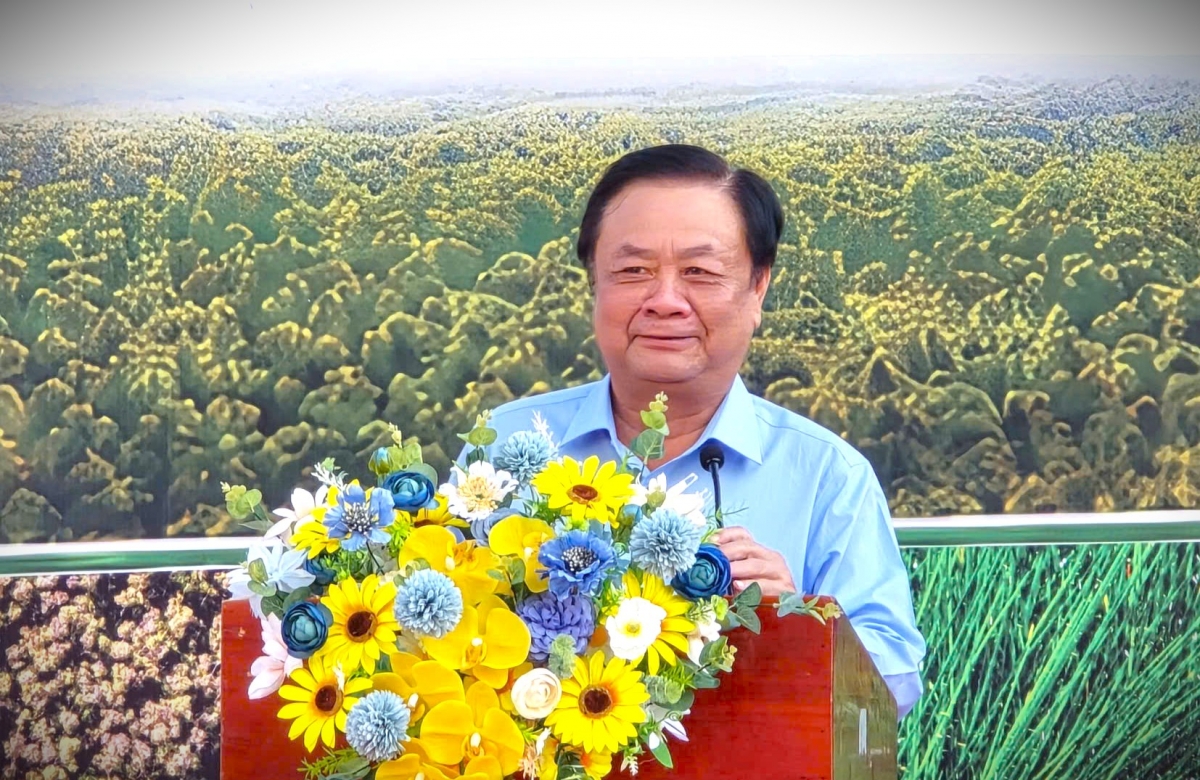 Ông Lê Minh Hoan về dự và phát biểu tại lễ khai mạc Sự kiện Hương Rừng U Minh.