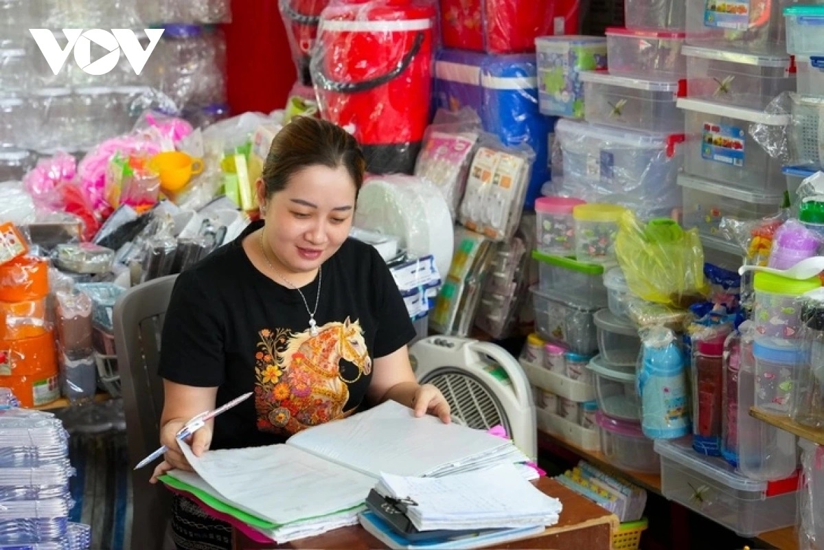 Hộ kinh doanh vui mừng với ngưỡng doanh thu miễn thuế được nâng lên