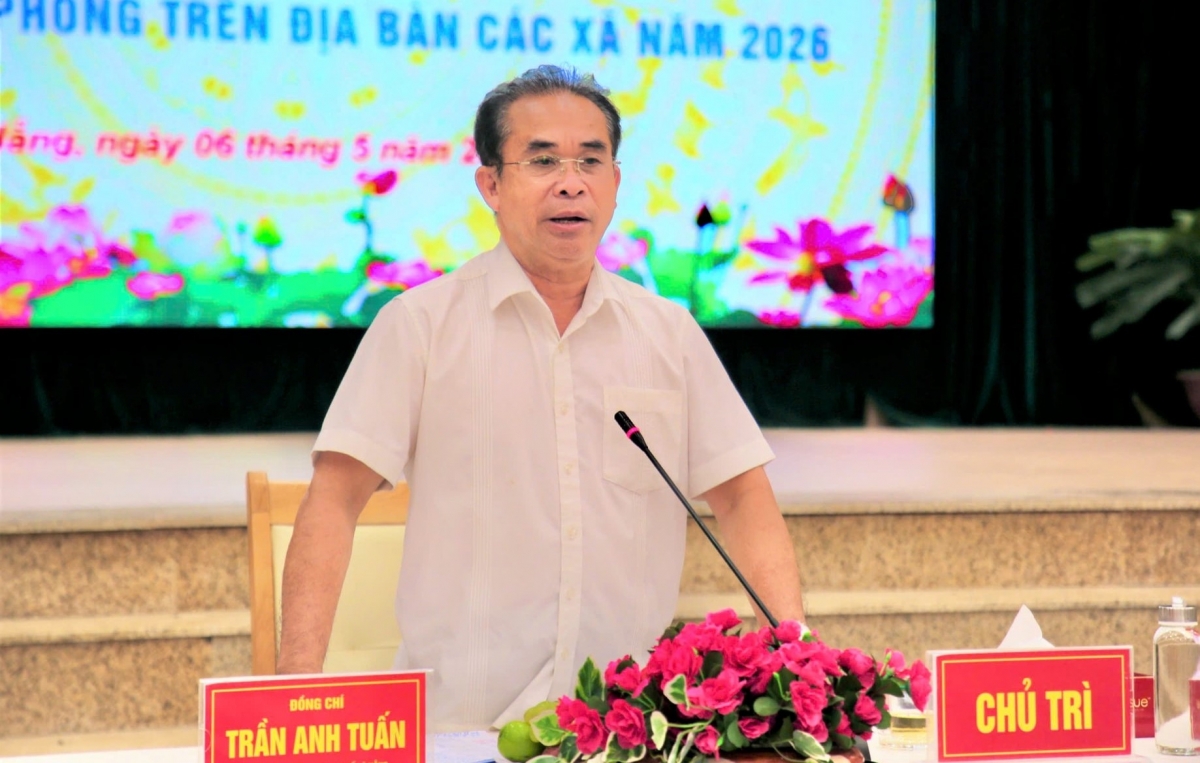 Phó Chủ tịch UBND thành phố Trần Anh Tuấn phát biểu tại buổi làm việc. 