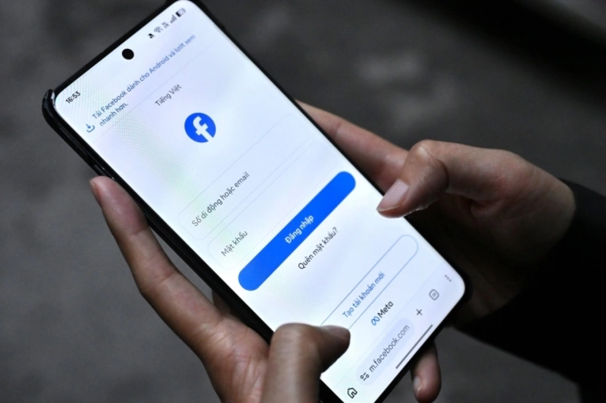Sa urang daok tame tai khoan mang xa hoi Facebook