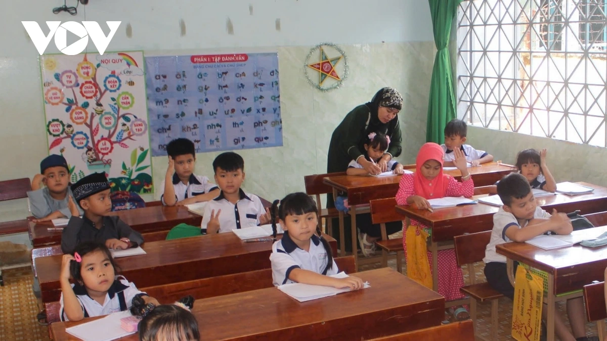 Meng bruk ngak di Tân Ninh, tinh Tay Ninh kuhria peih 39 pato sap Viet ka uranaih bangsa takik
