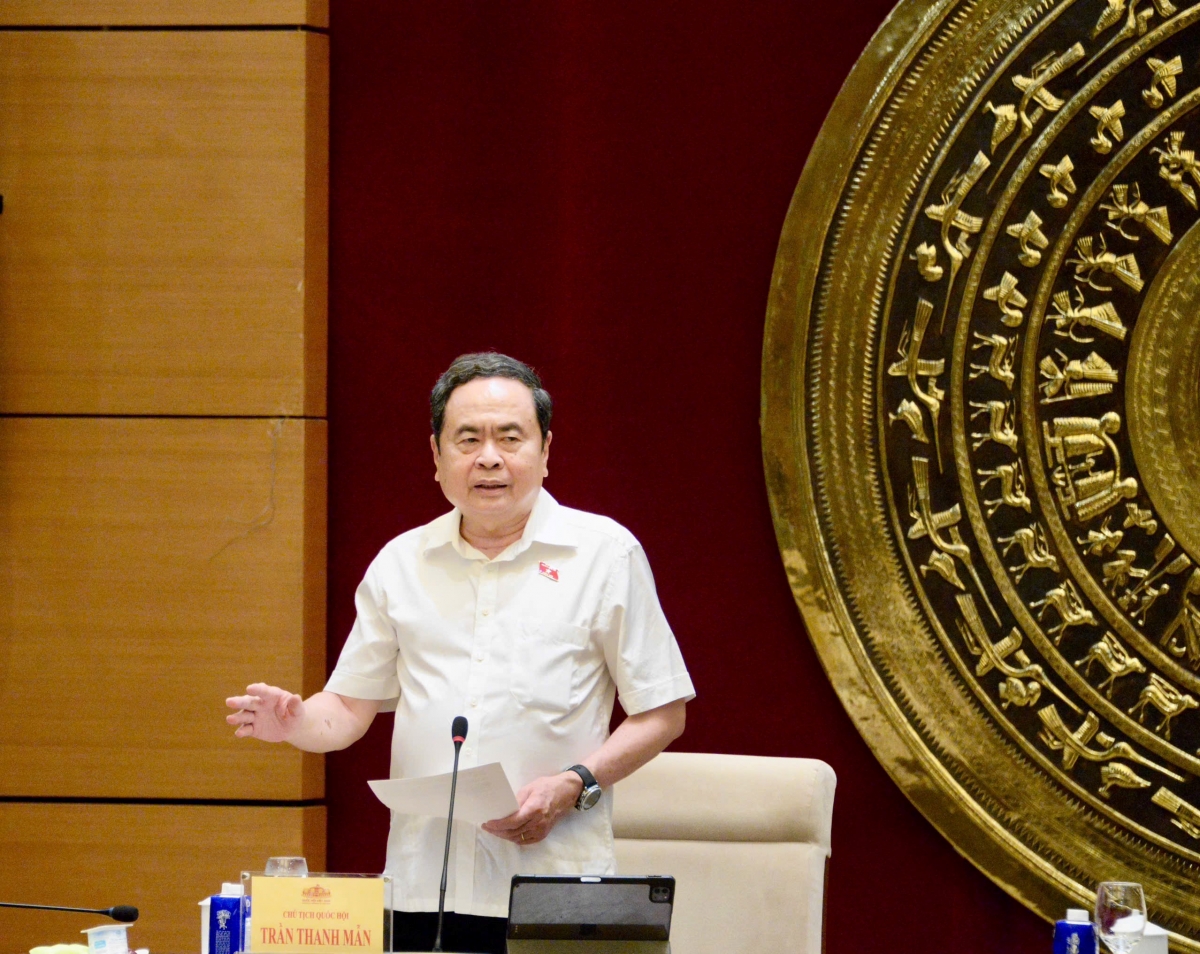 Khua git gai pơ ala mơnuih ƀôn sang dêh čar ơi Trần Thanh Mẫn đĭ pơhiăp ƀơi mông jơnum