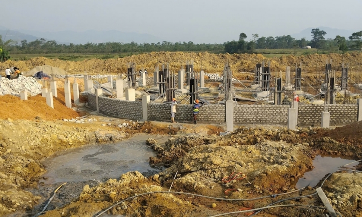 Các hạng mục Trường liên cấp A Lưới 3 đang được đẩy nhanh tiến độ thi công