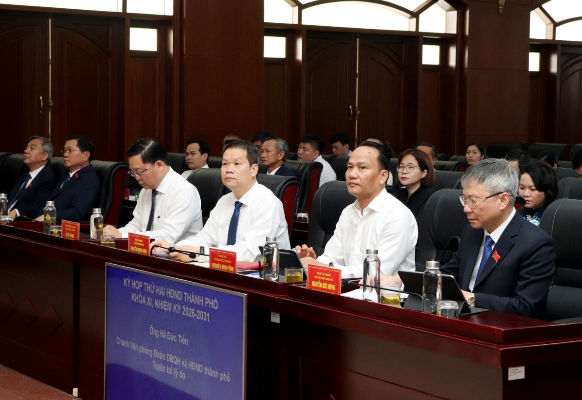 Các đại biểu tham dự kỳ họp. Ảnh: TRỌNG HUY