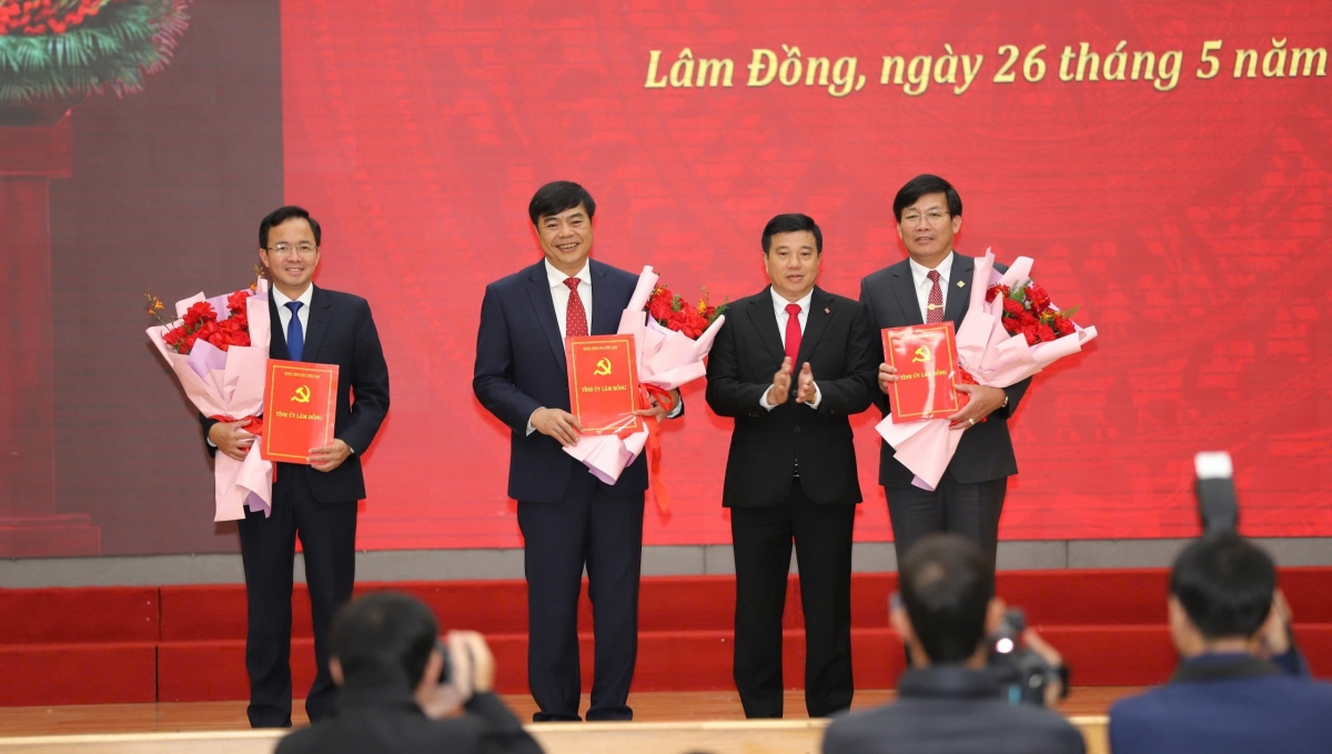 Ồng Y Thanh Hà Niê Kdăm, Ƀí thư Tỉñ ủy càr Lâm Đồng jào ală jơnau lơh nền tàm pơrjum ntrờn pồ ală kwang bàng in