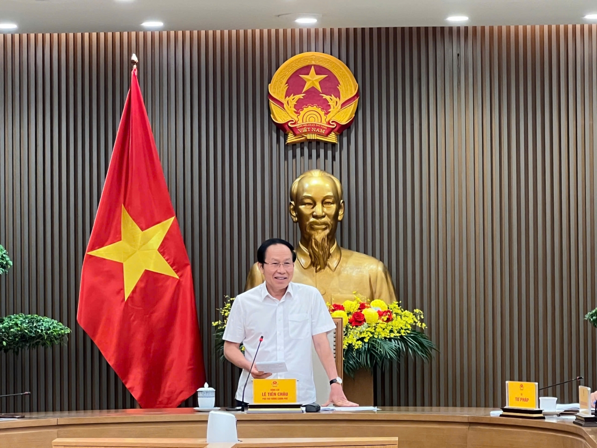 Phó Thủ tướng Lê Tiến Châu pơgơ̆r hop akŏm