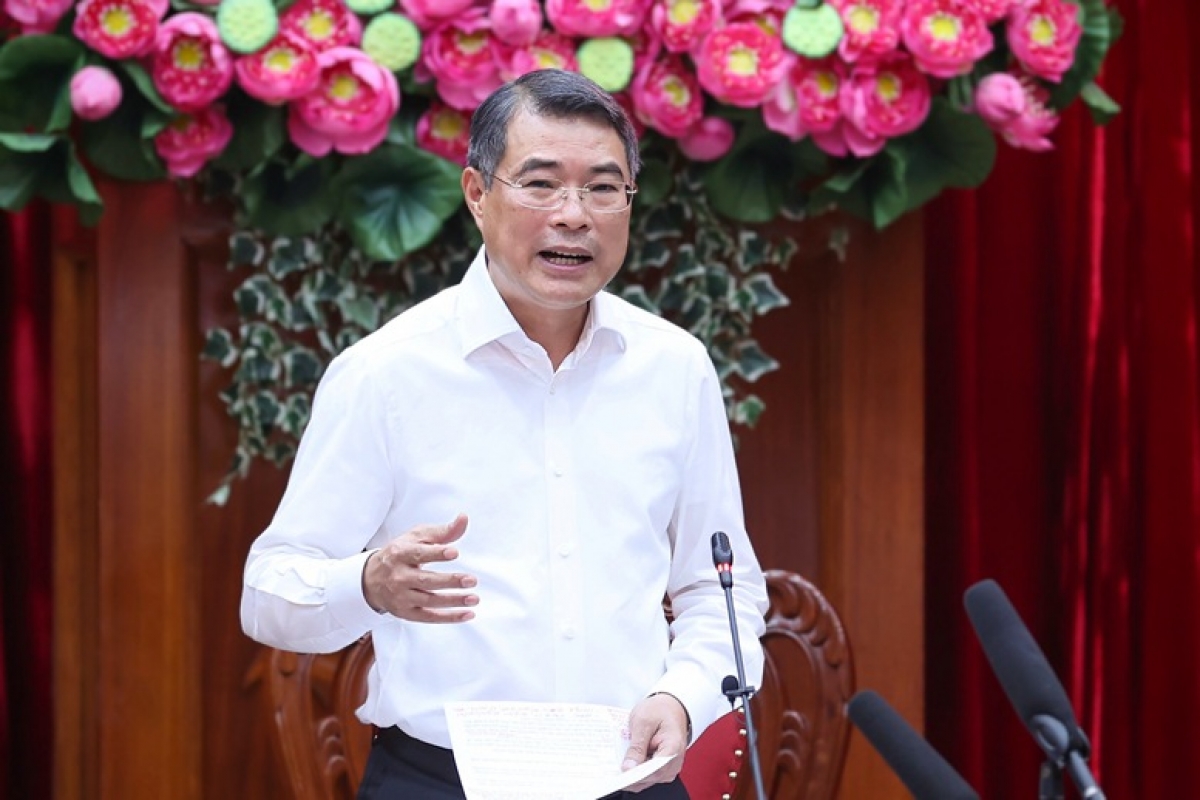 Thu tuong Lê Minh Hưng ngak bruk haong Ban Thuong vu Tinh uy Vĩnh Long