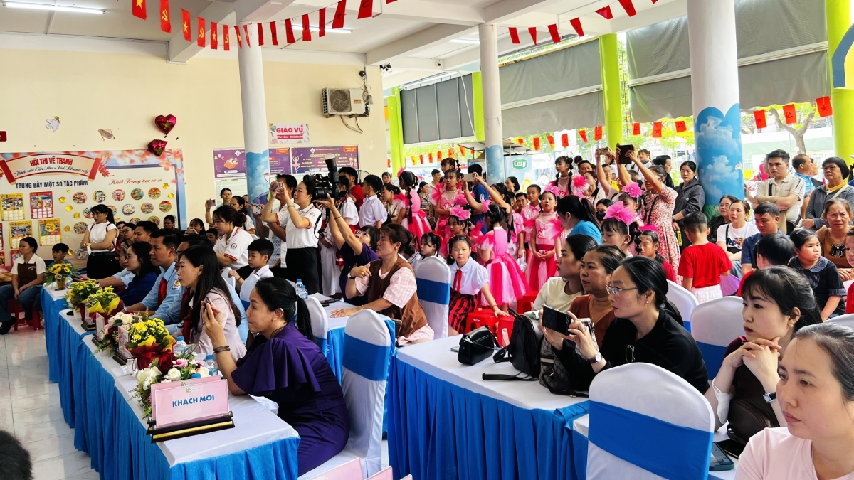 Hội thi là dịp để các em giao lưu, học hỏi, thể hiện bản lĩnh, kỹ năng và tinh thần trách nhiệm trong công tác Đội