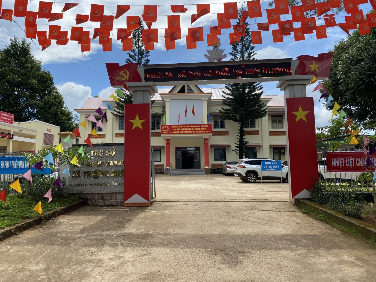 Să kual 3 Trường Xuân gir pok pơhai Tơlơi pơtrun mut amăng tơlơi hơdip