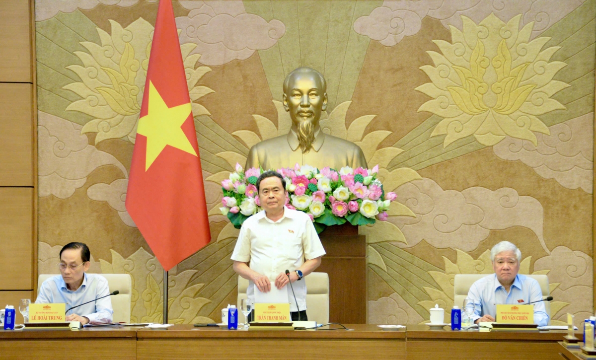 Ồng Trần Thanh Mẫn, Chủ tịch Quốc hội lơh broă bè broă lơh broă mờ lơgar ndai