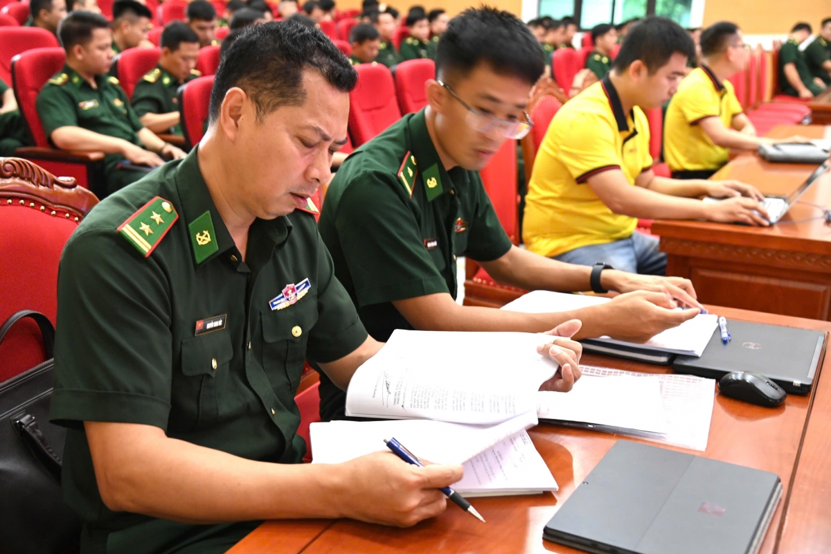Chuyển đổi số ứng dụng trên nhiều mặt công tác của BĐBP Lai Châu (Ảnh: Đức Duẩn)