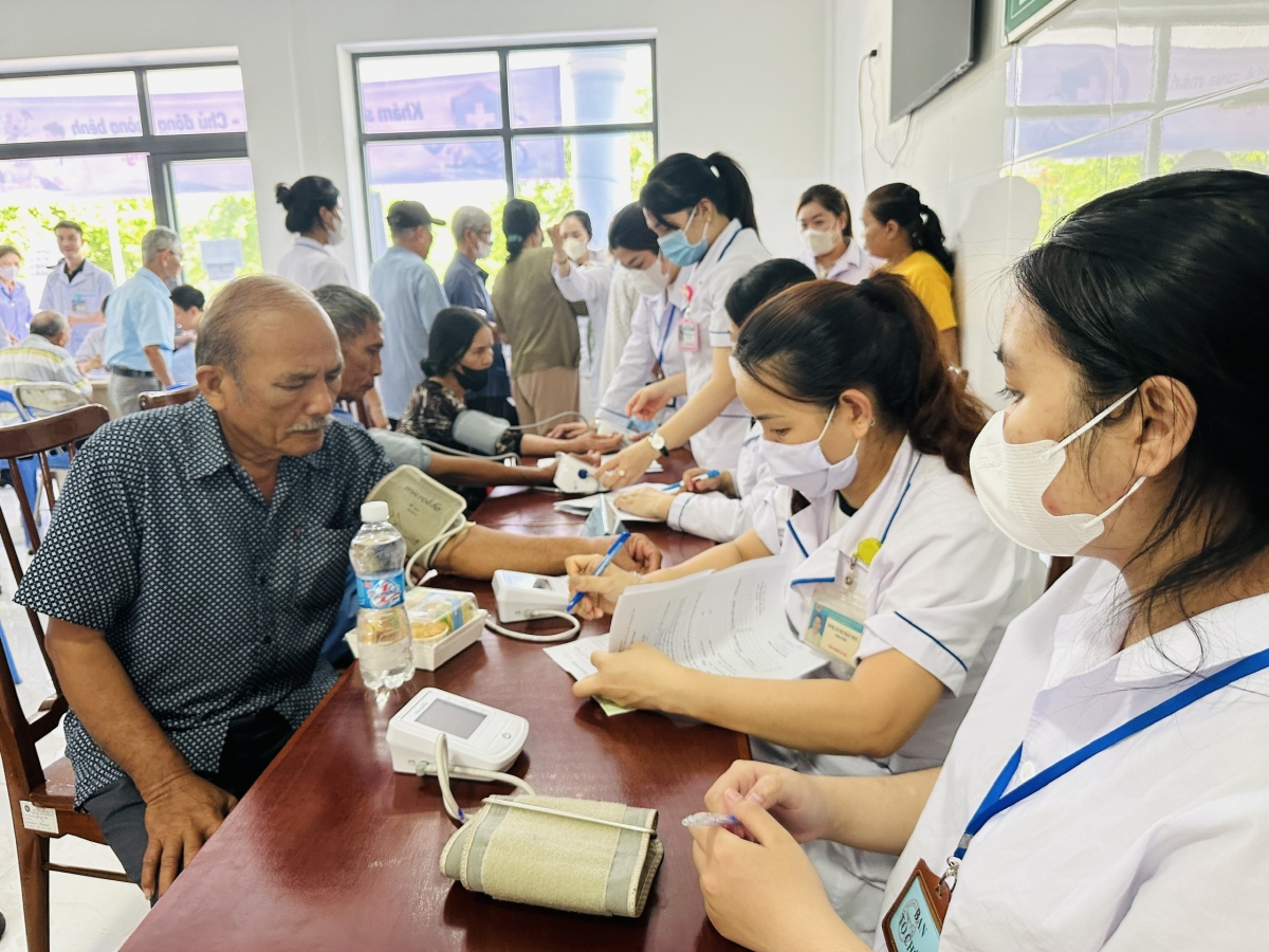 Anih jang pơgang dêh char Đắk Lắk tŏk bŏk tơlĕch jang Khei bơ̆jang khăm jơhngơ̆m jăn hơnơ̆ng ăn kon pơlei