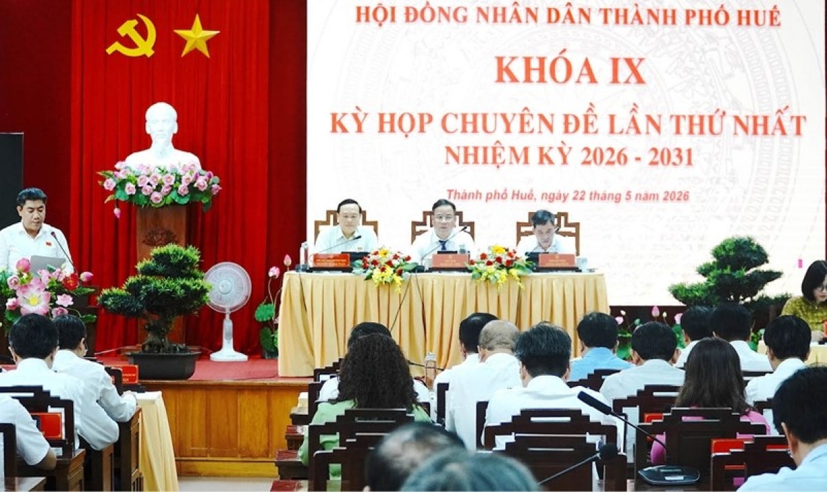 Kỳ họp chuyên đề lần thứ Nhất, HĐND thành phố khóa IX thông qua Nghị quyết về quy định thu phí tham quan Hải Vân Quan.