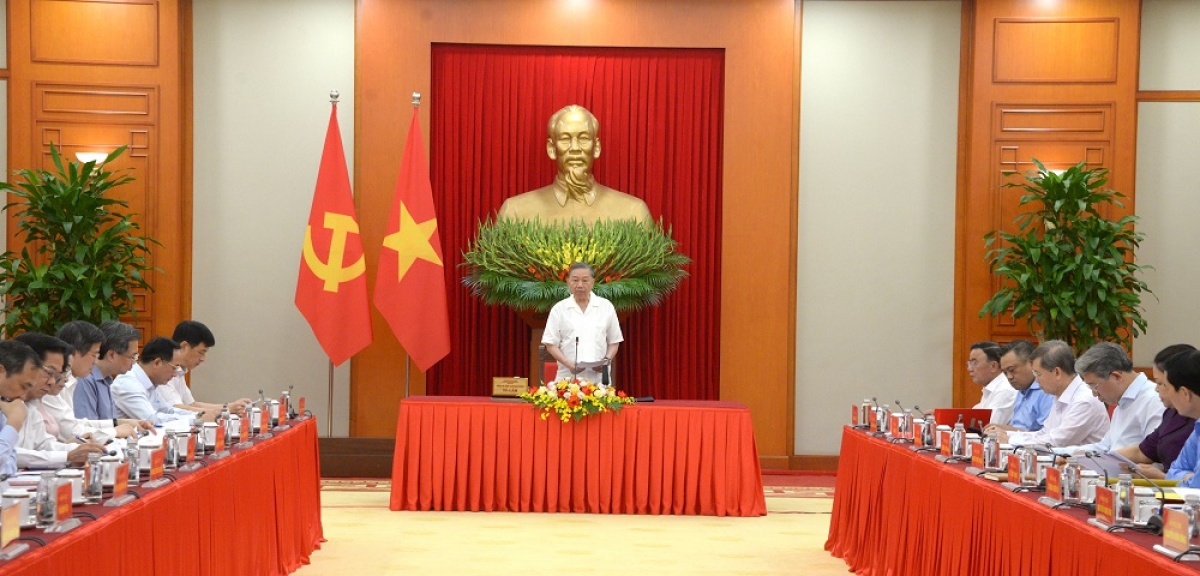 Tổng Bí thư, Kruanh dak Tô Lâm pah kan đah Ban Tổ chức Trung ương mpeh pah kan rdâk njêng Đảng