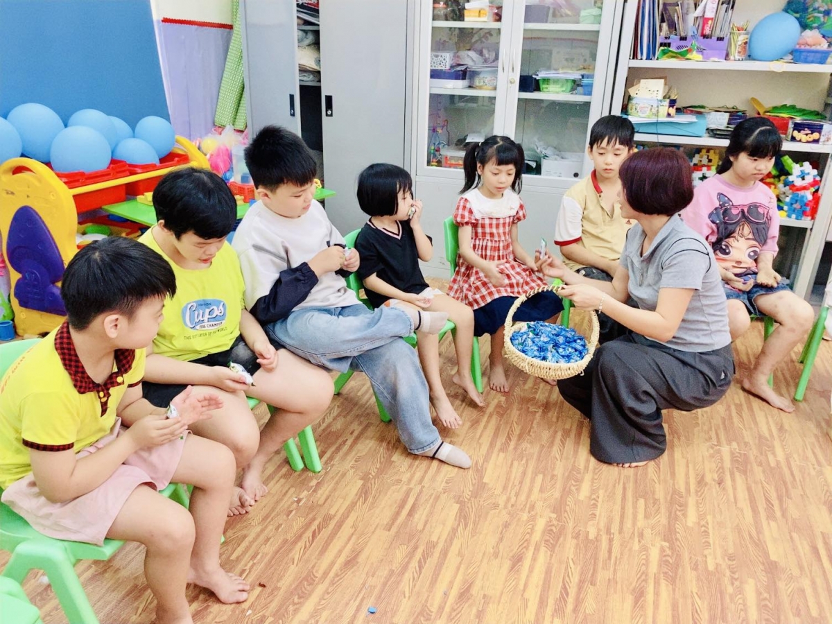 Từ sự đồng hành của gia đình, nhà trường và cộng đồng, nhiều trẻ em yếu thế ở Điện Biên đang từng ngày vượt qua mặc cảm, tự tin hòa nhập cuộc sống.