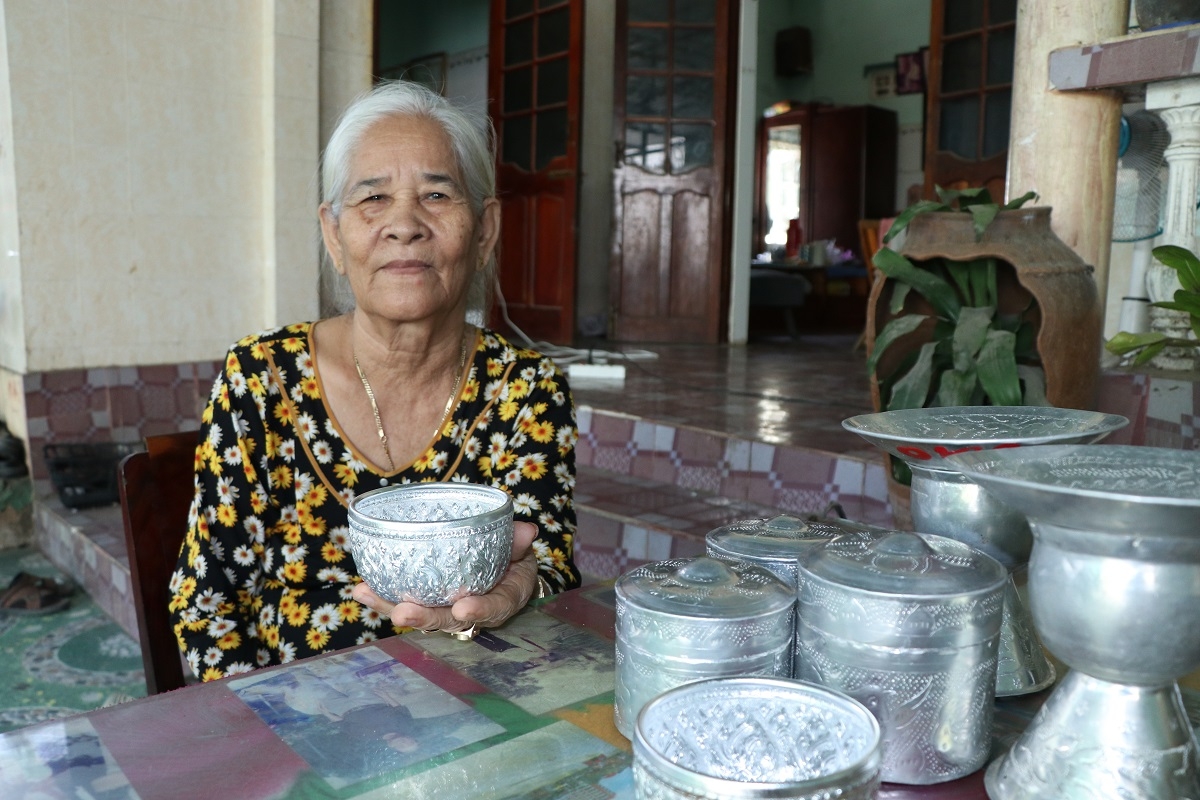 Wa Đàng Thị Mỹ Trâm năm aơ hŏ rlău 70 năm deh nha hôm dêh rôn nhôn đah nău kan đŏng