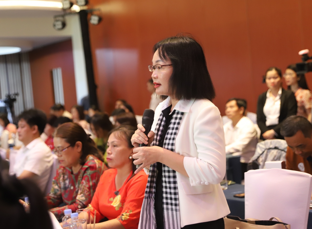- Võ Thị Hà Giang, bi ala Êpul grup Kphê Trung Nguyên blŭ hrăm hlăm klei bi kƀĭn