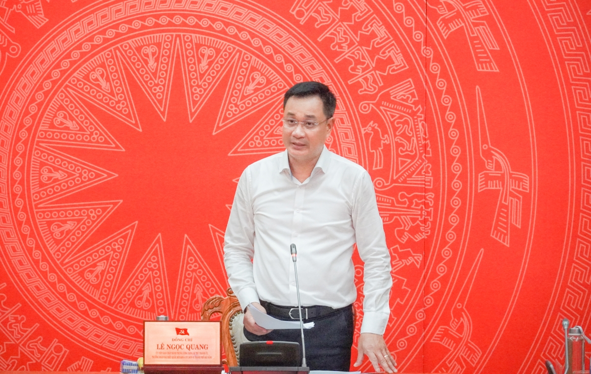 Bí thư Thành ủy Lê Ngọc Quang yêu cầu khẩn trương xây dựng kế hoạch triển khai Đề án đảm bảo đúng quy định, đồng bộ, hiệu quả.